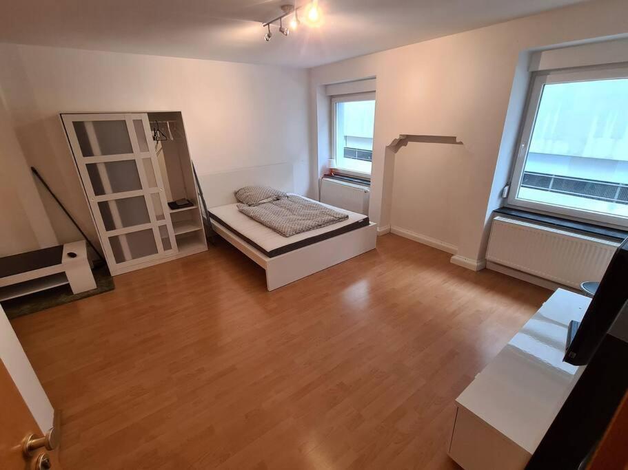 City Central Apartment Kaiserslautern Bagian luar foto