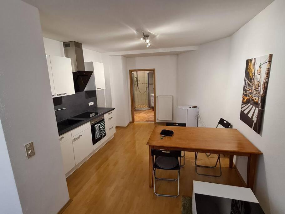 City Central Apartment Kaiserslautern Bagian luar foto