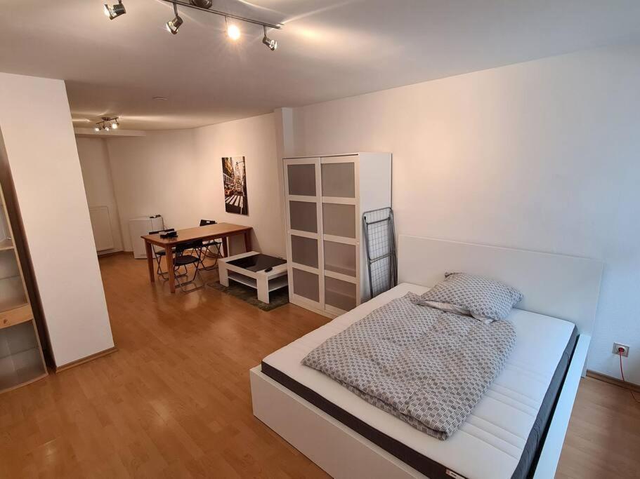 City Central Apartment Kaiserslautern Bagian luar foto